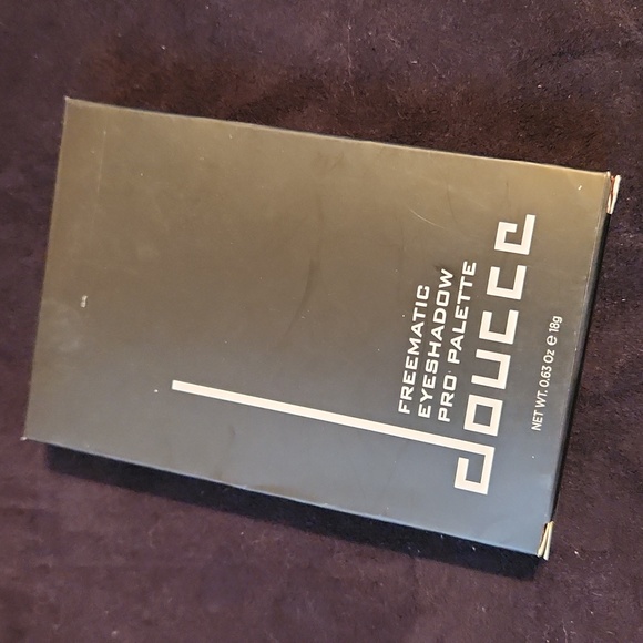 Doucce Freematic Eyeshadow Pro Palette - Picture 6 of 7